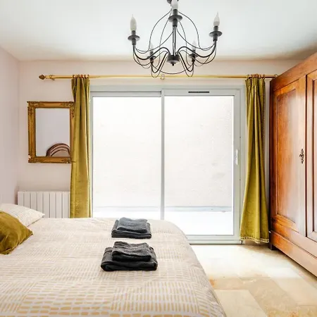 Hébergement de vacances Elegante Maison T4 Avec Terrasse Vue Rhone